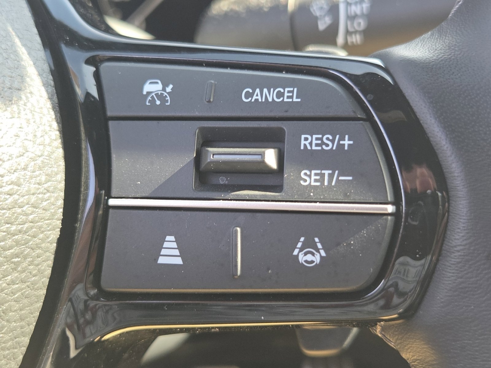 Used 2023 Honda Civic Sport image 28