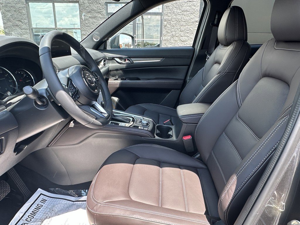 Certified 2025 MAZDA CX-5 Signature image 16