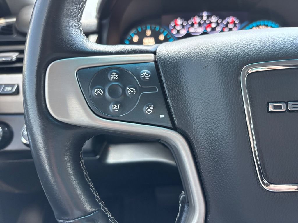Used 2019 GMC Yukon Denali w/ Denali Ultimate Package AWD/4WD image 16
