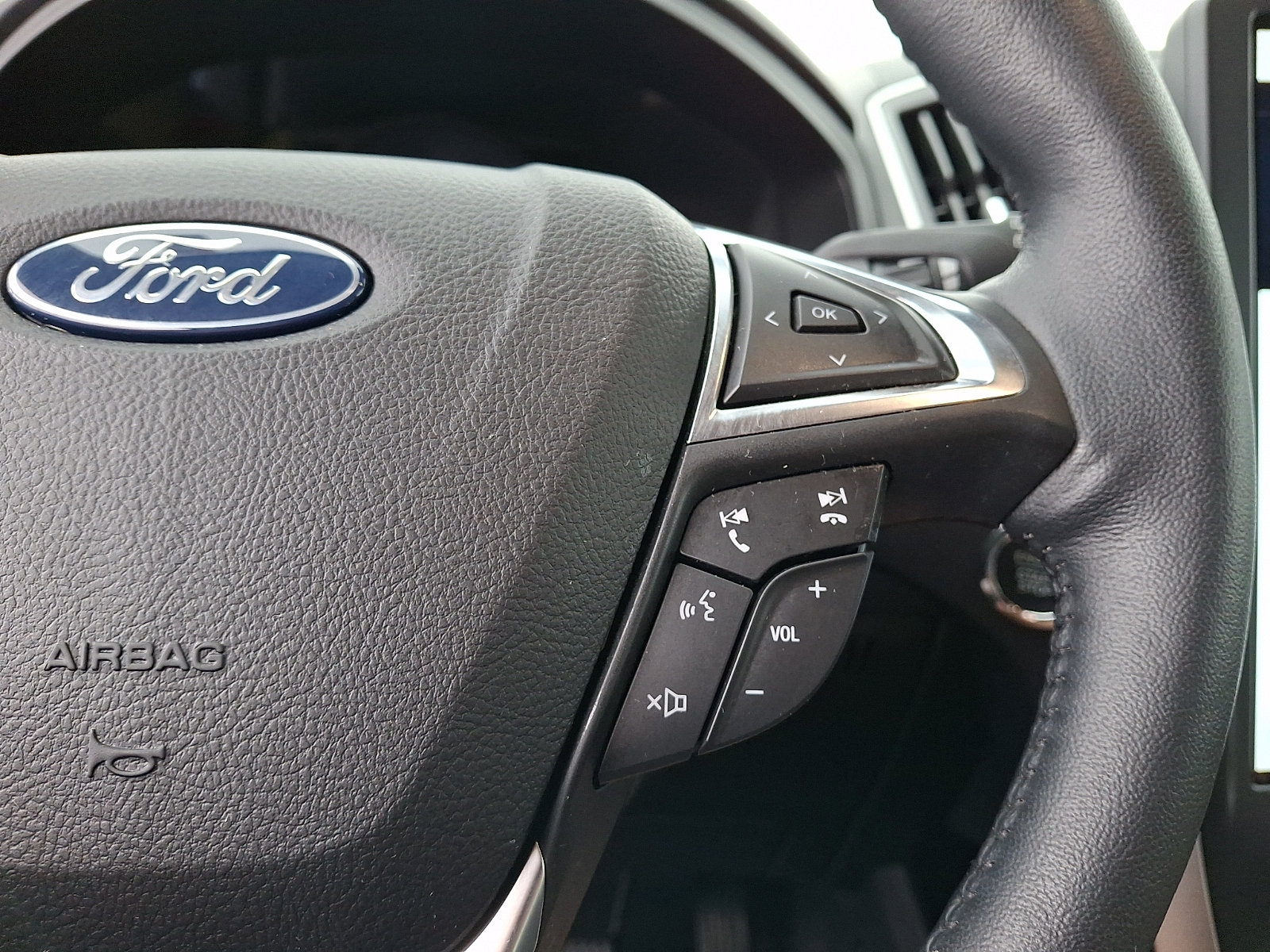 Used 2023 Ford Edge SEL w/ Convenience Package AWD/4WD image 23