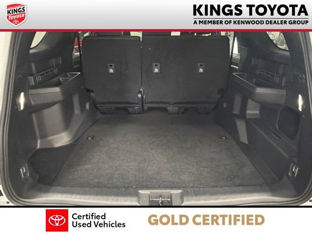 Used 2025 Toyota 4Runner SR5 AWD/4WD image 14