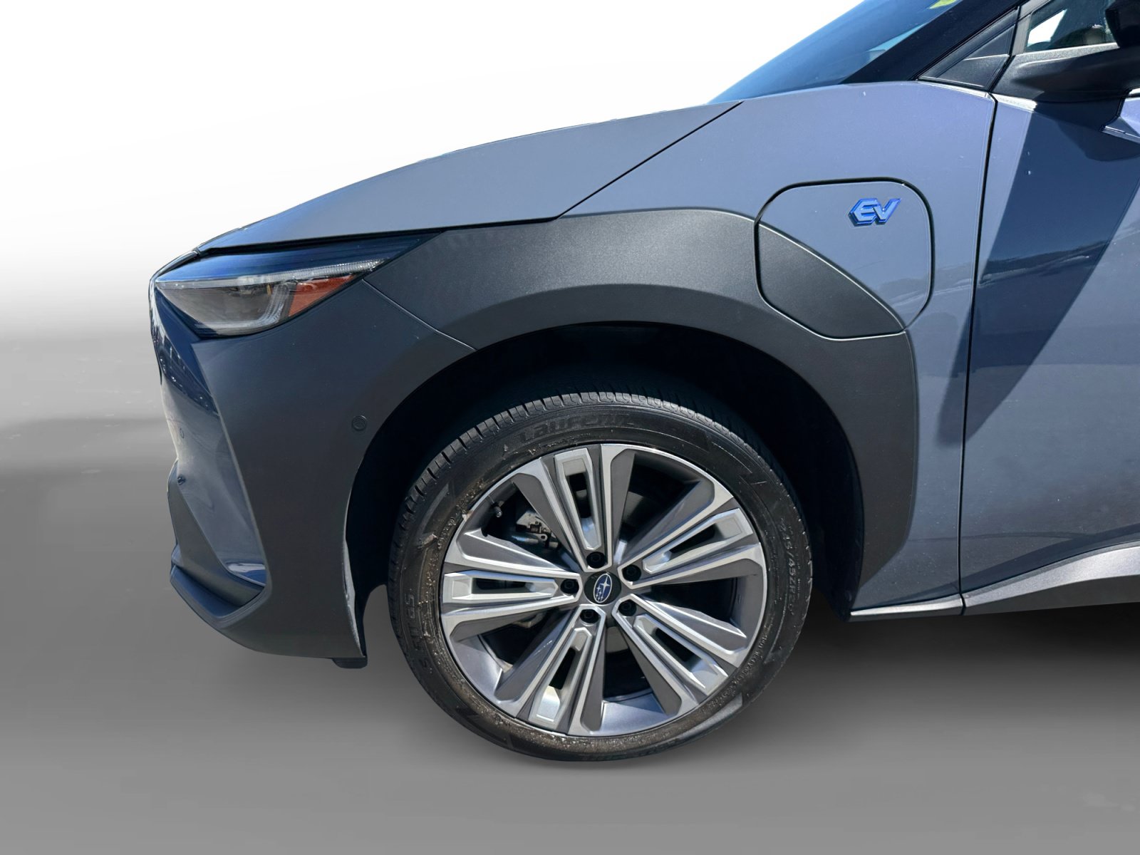 Used 2023 Subaru Solterra AWD image 9