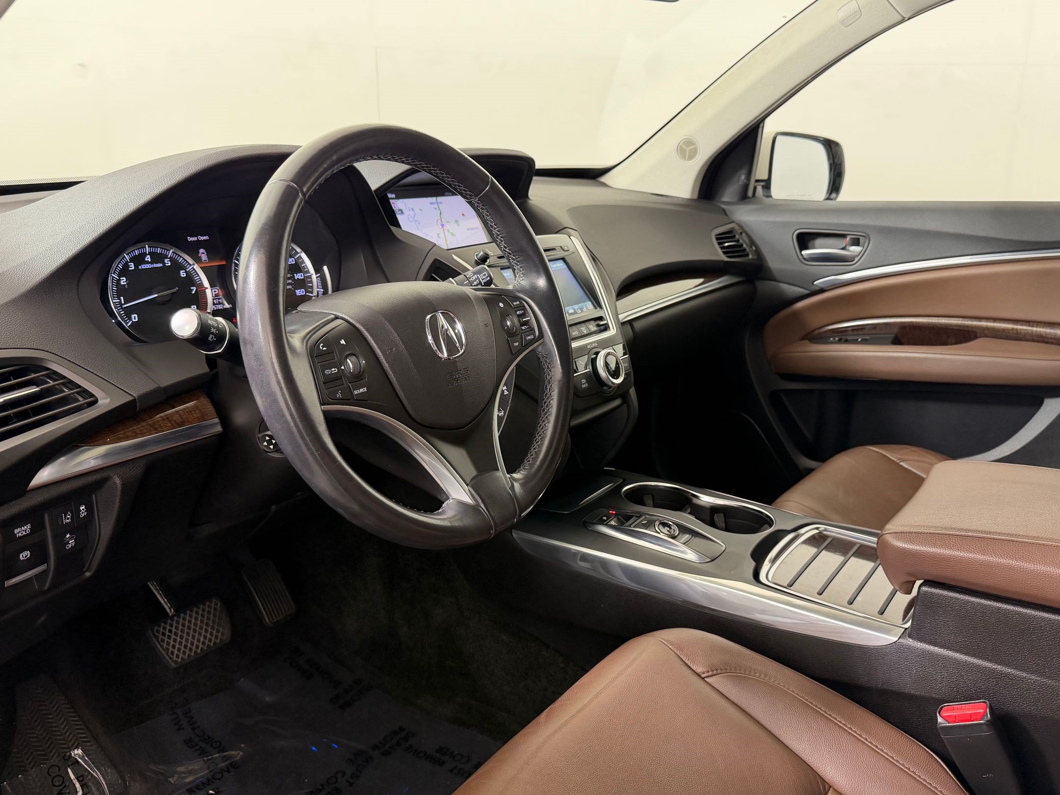 Used 2018 Acura MDX SH-AWD w/ Technology Package image 4