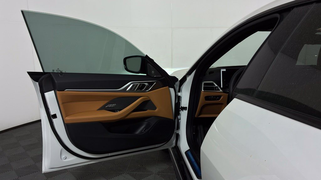 New 2026 BMW i4 eDrive40 w/ M Sport Package RWD image 23