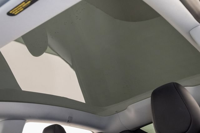 Used 2026 Tesla Model Y AWD image 8