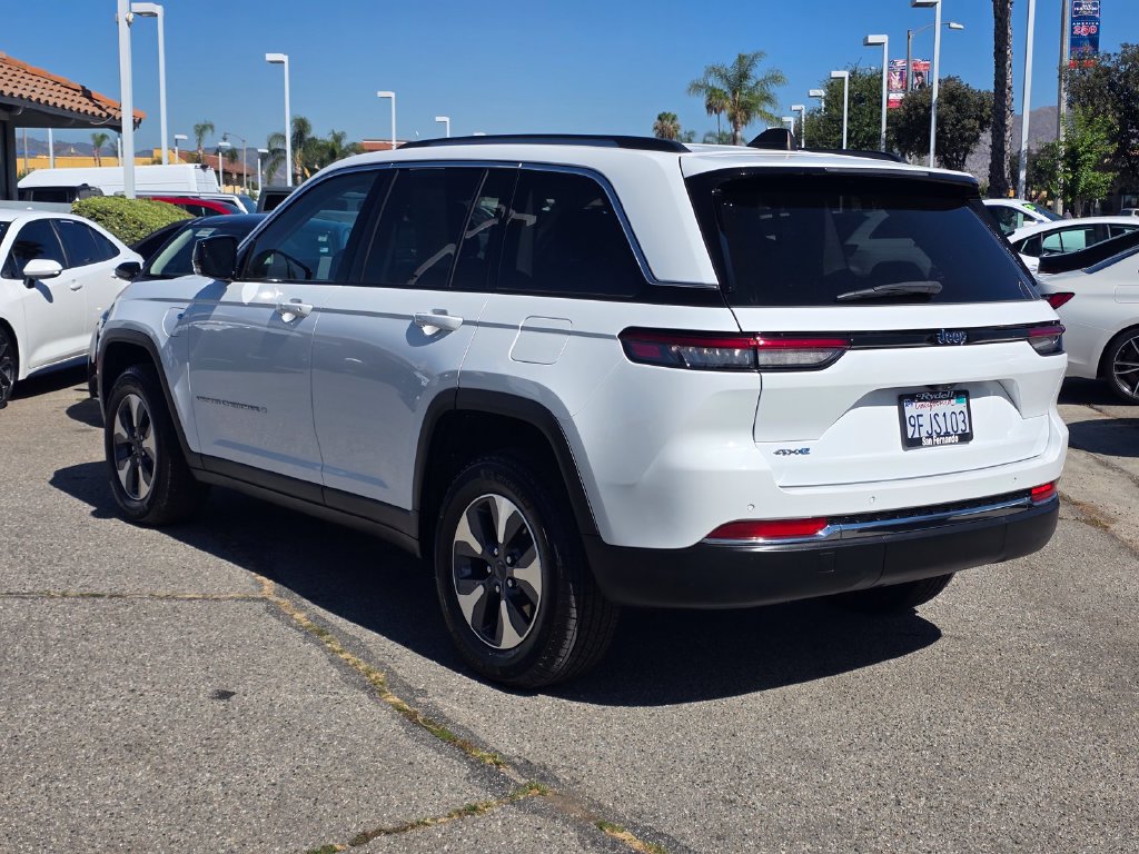 Used 2023 Jeep Grand Cherokee 4WD 4xe image 6