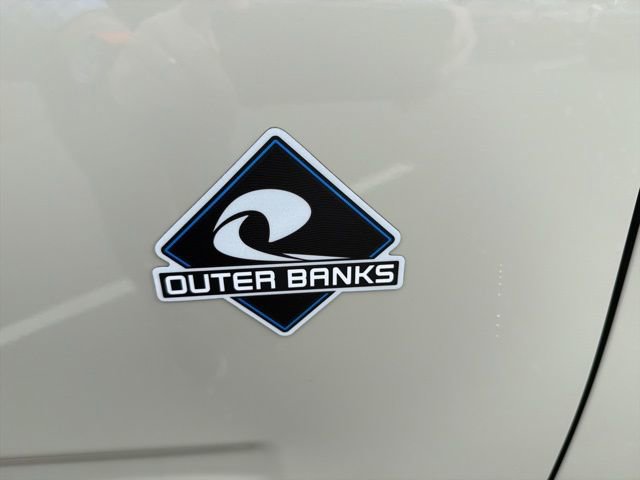Used 2025 Ford Bronco Sport Outer Banks w/ Outer Banks Tech Package+ AWD/4WD image 9