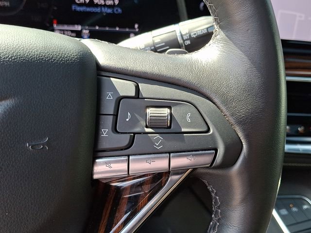 Certified 2022 Cadillac Escalade ESV Premium Luxury image 20