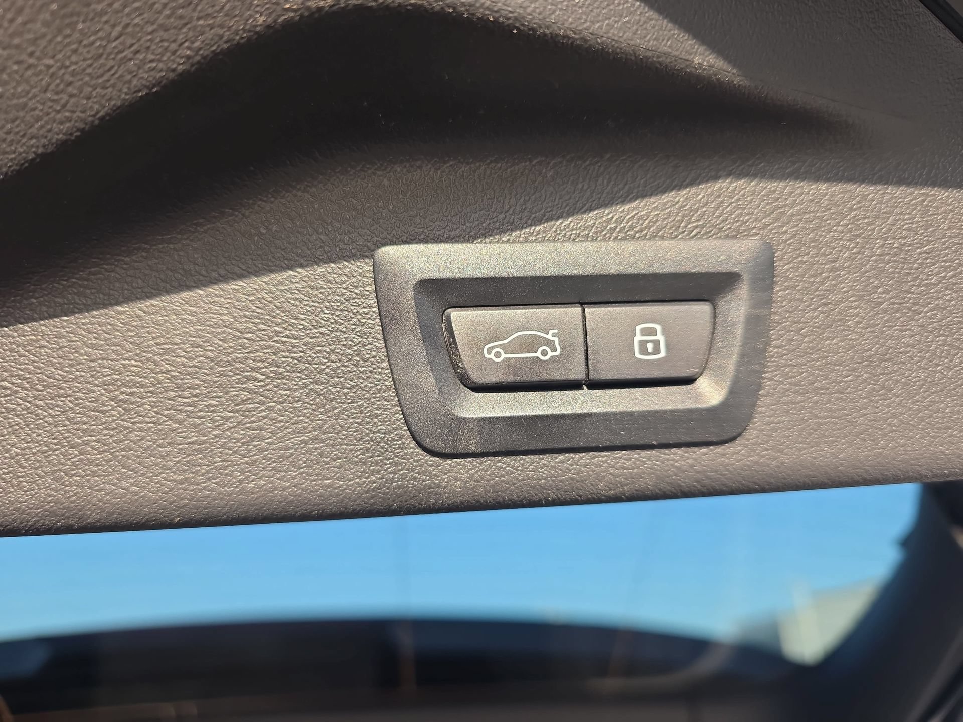 Used 2025 BMW X5 xDrive40i AWD/4WD image 13