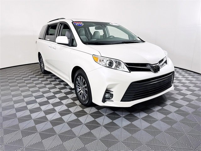 Used 2020 Toyota Sienna XLE