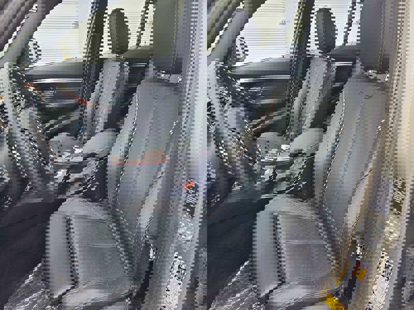 Used 2018 BMW 330i xDrive Sedan w/ Premium Package image 16