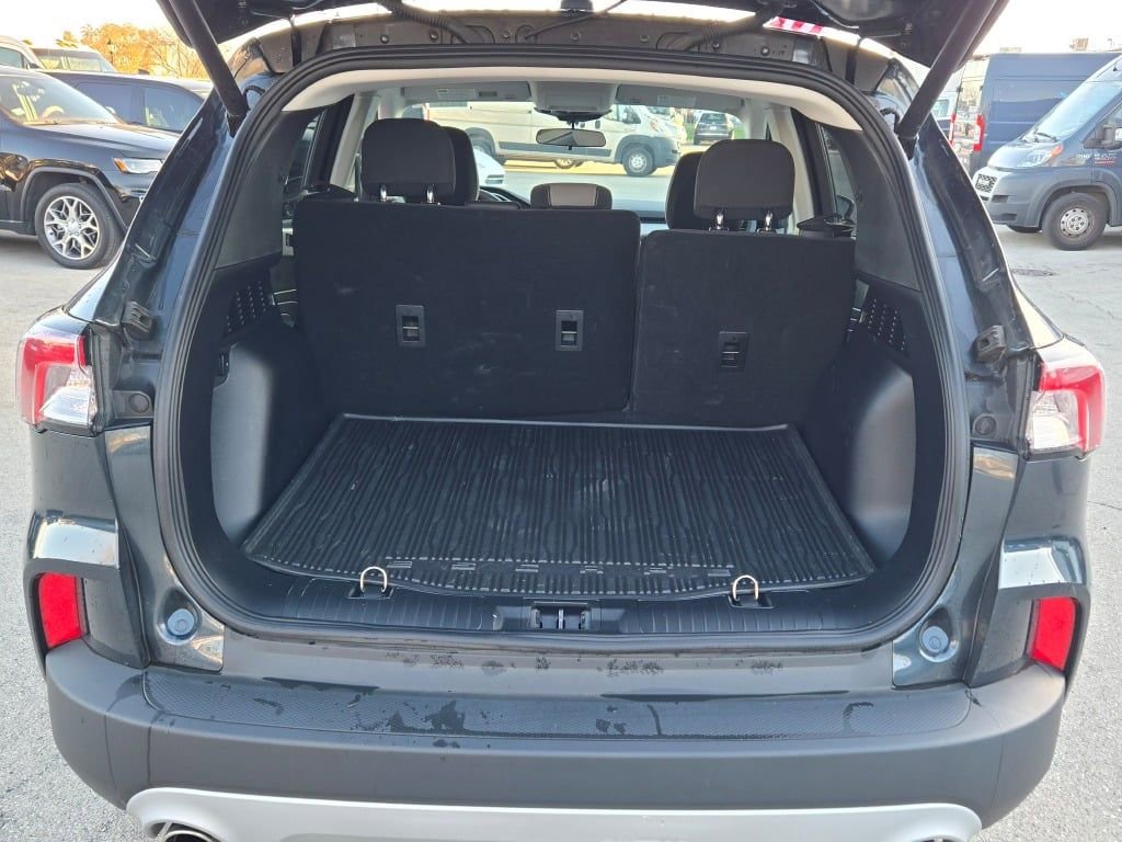 Used 2022 Ford Escape SE w/ Convenience Package image 11