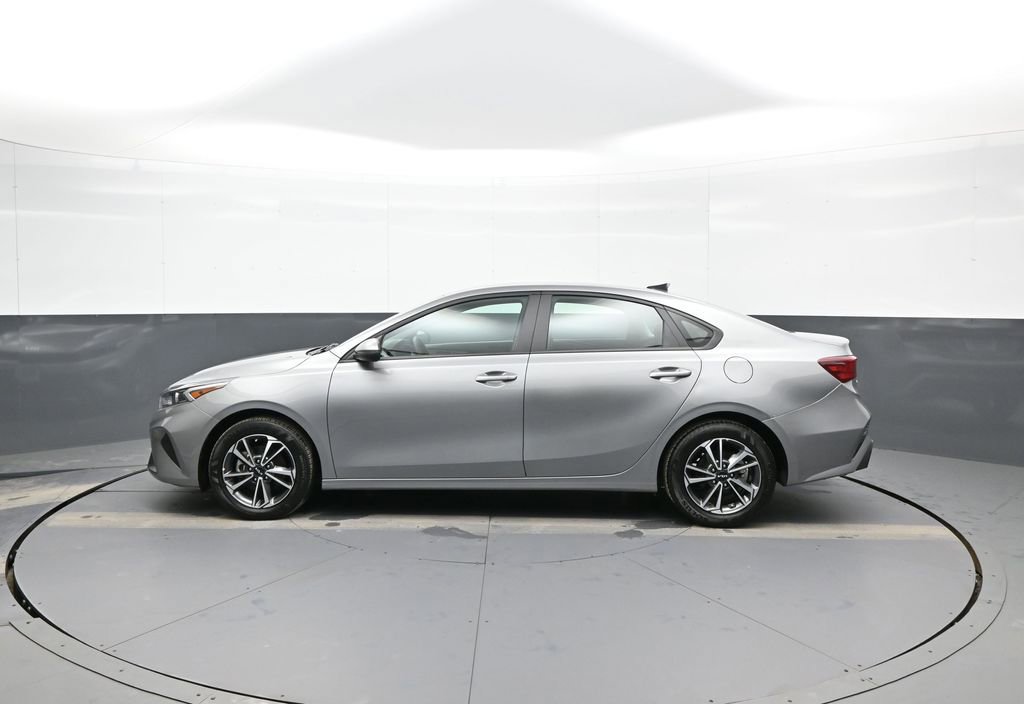 Certified 2024 Kia Forte LXS w/ LXS Technology Package image 9