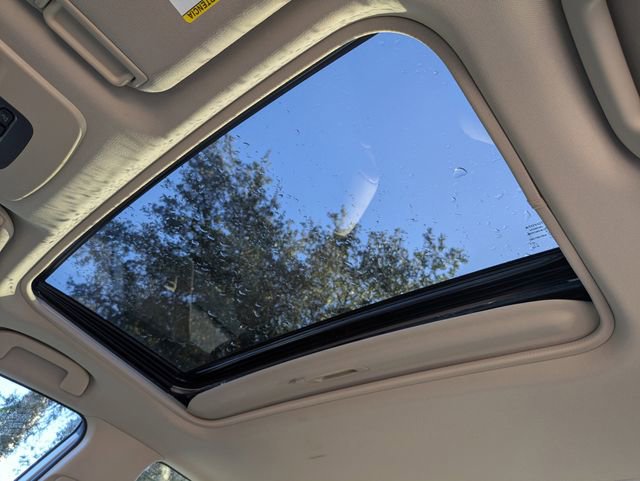 Used 2020 Toyota Camry XLE image 20