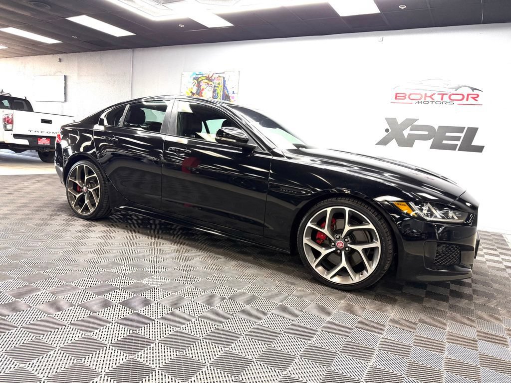 Used 2018 Jaguar XE S RWD image 2