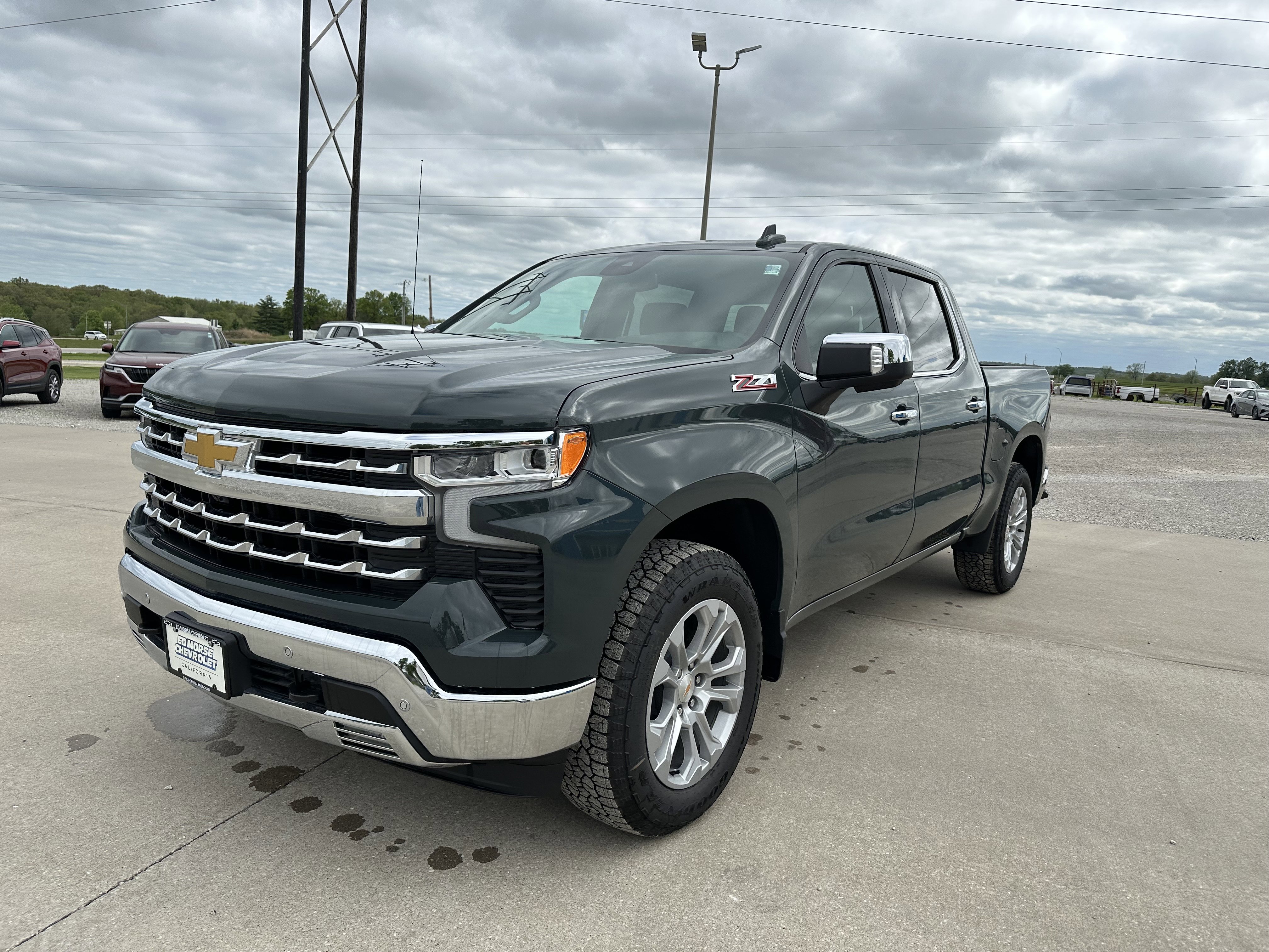 New 2026 Chevrolet Silverado 1500 LTZ AWD/4WD image 6