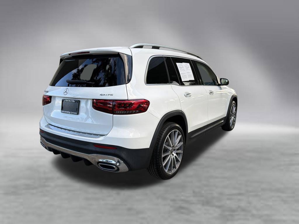 Used 2022 Mercedes-Benz GLB 250 4MATIC image 3