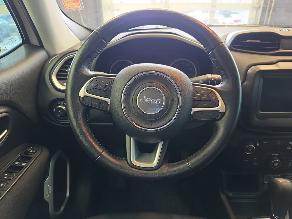Used 2021 Jeep Renegade Latitude w/ Convenience Group image 18
