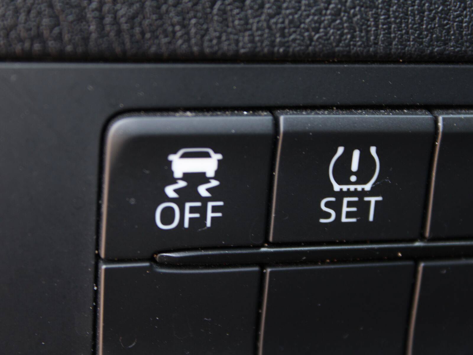 Used 2019 Toyota Yaris LE FWD image 9