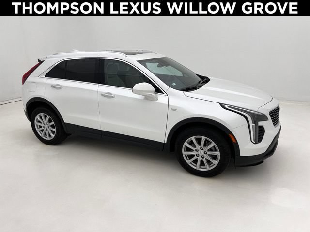 Used 2022 Cadillac XT4 Luxury w/ Cold Weather Package AWD/4WD image 1