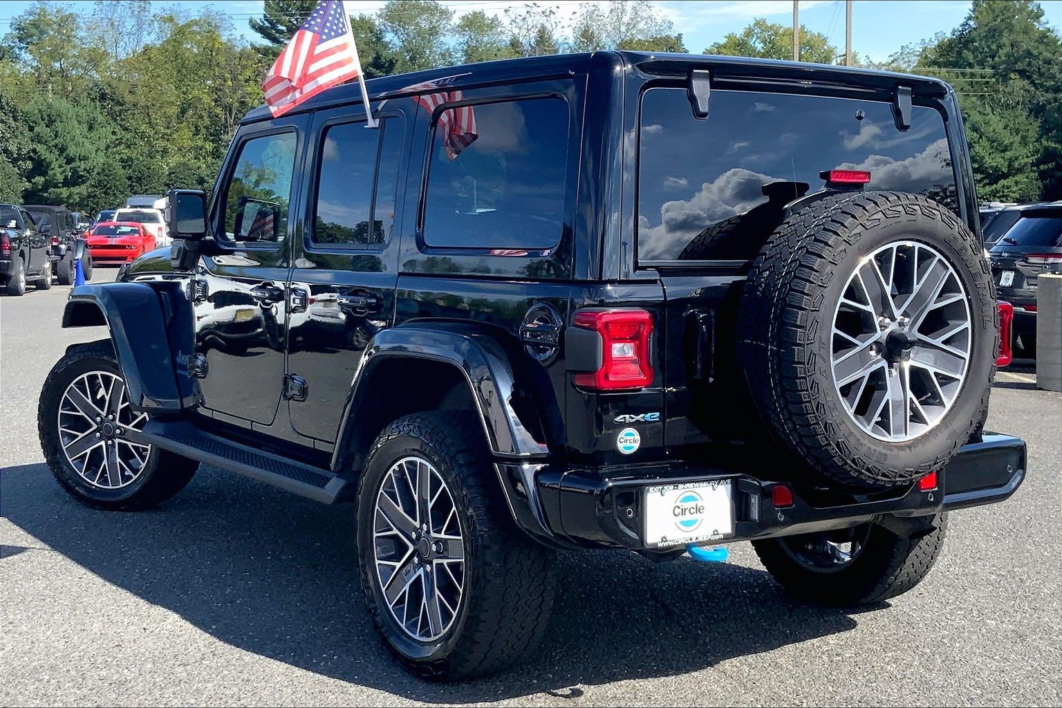 Used 2024 Jeep Wrangler High Altitude AWD/4WD image 11