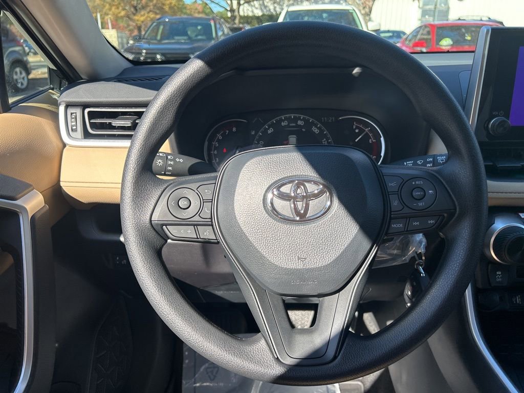New 2025 Toyota RAV4 LE image 12
