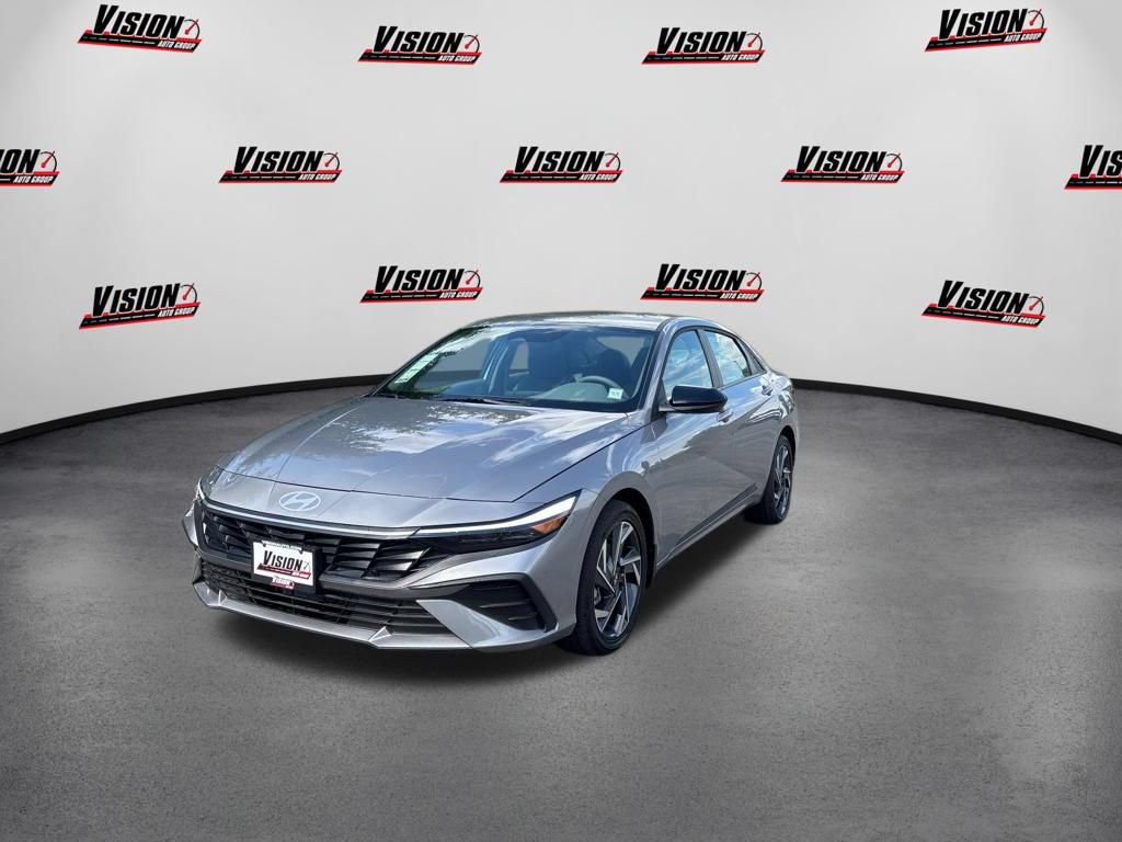 New 2025 Hyundai Elantra SEL