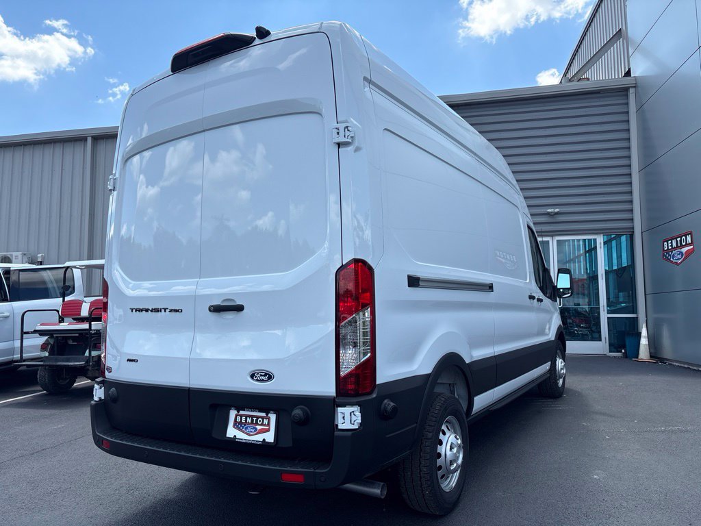 New 2026 Ford Transit 250 148 High Roof AWD image 4