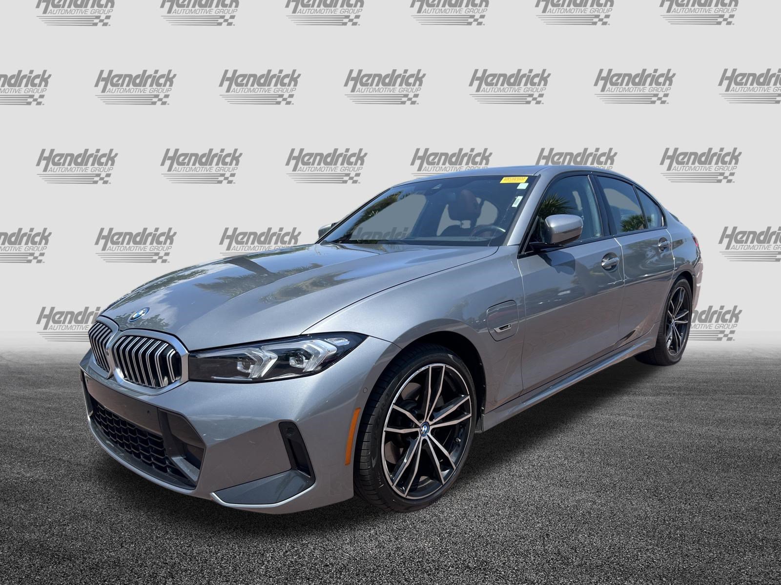 Used 2023 BMW 330e RWD image 5