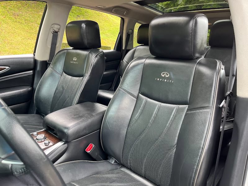 Used 2013 INFINITI JX35 AWD w/ Premium Pkg image 9