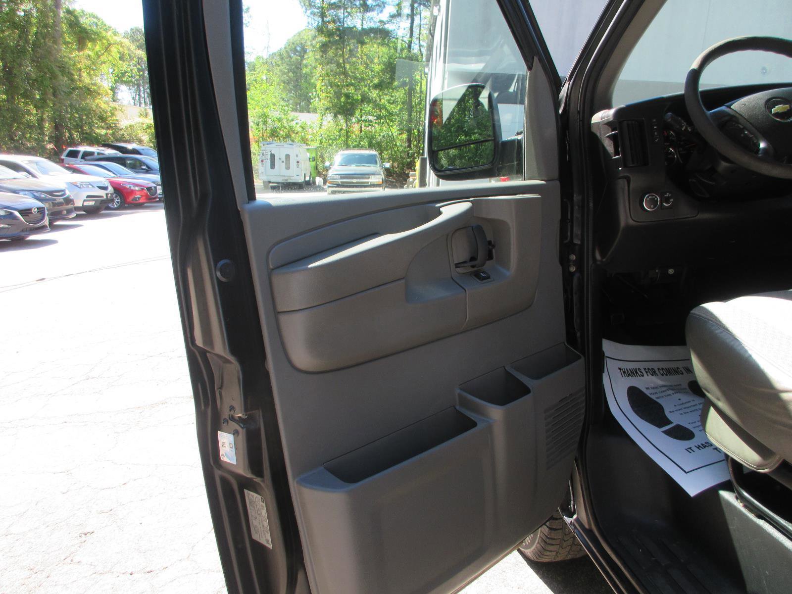 Used 2013 Chevrolet Express 3500 LT w/ LT Preferred Equipment Group RWD image 10