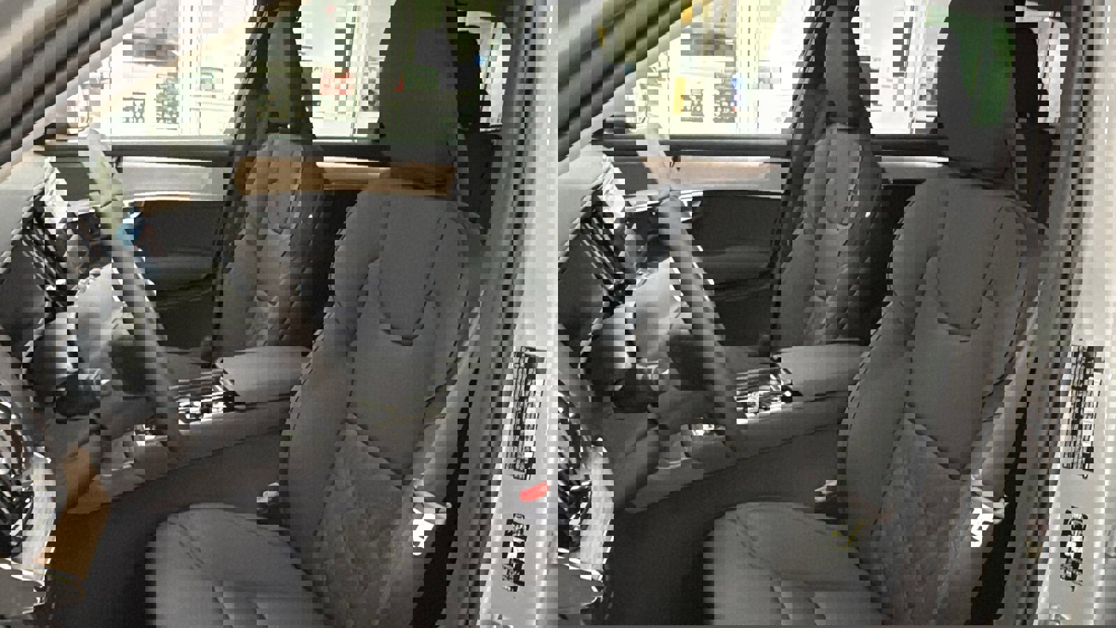 New 2026 Volvo XC90 B6 Plus w/ Protection Package Premier image 23