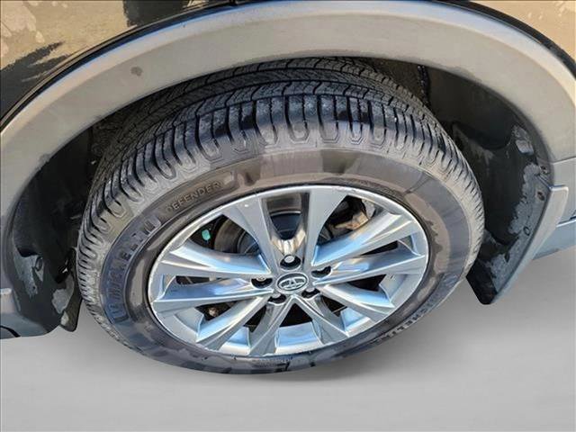 Used 2017 Toyota RAV4 Limited w/ Carpet Mat Package image 12