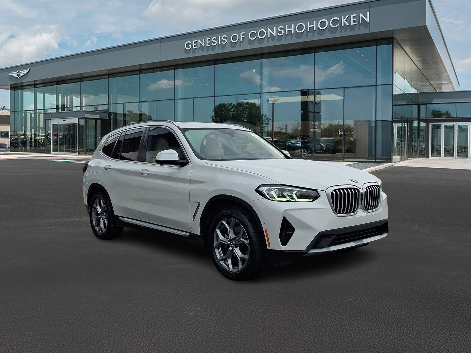 Used 2024 BMW X3 xDrive30i w/ Premium Package AWD/4WD image 2