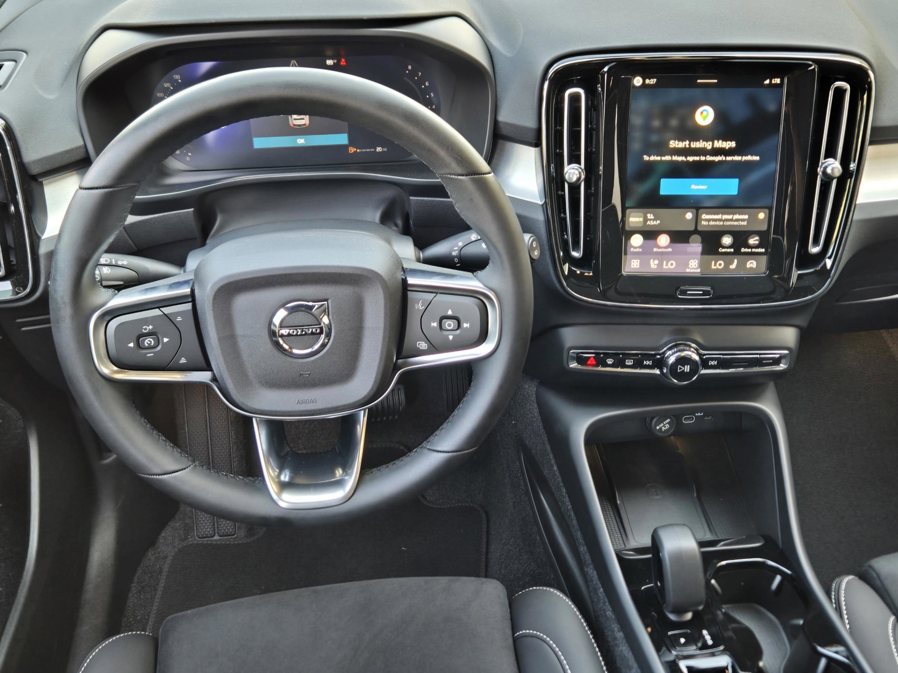 New 2026 Volvo XC40 B5 Ultra w/ Protection Package Premier AWD/4WD image 23