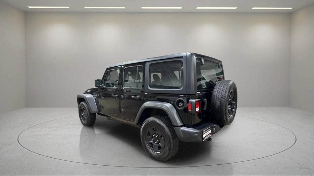 Used 2022 Jeep Wrangler Unlimited Sport image 13