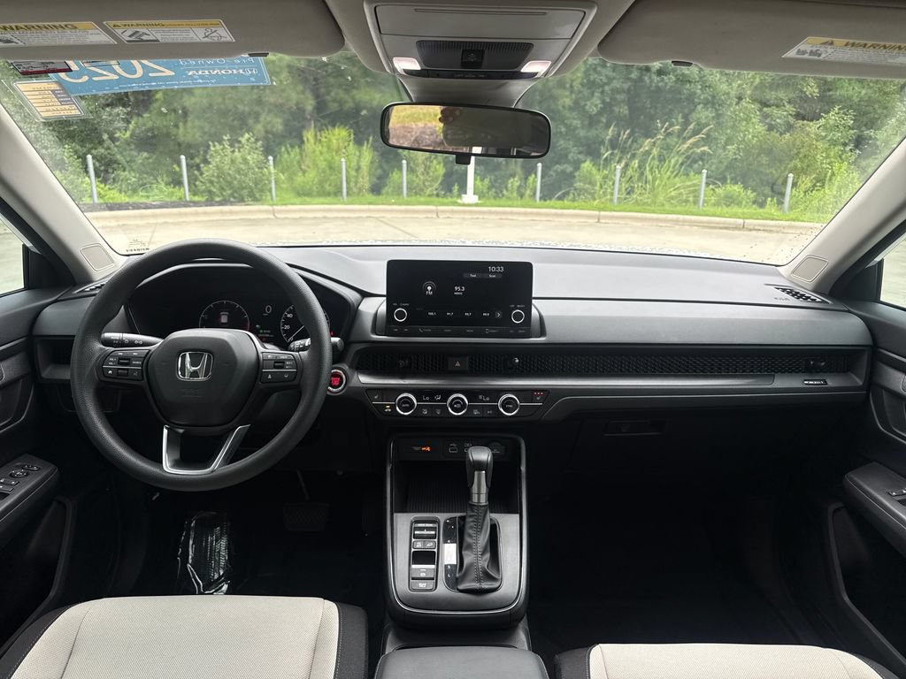 Certified 2025 Honda CR-V EX image 17