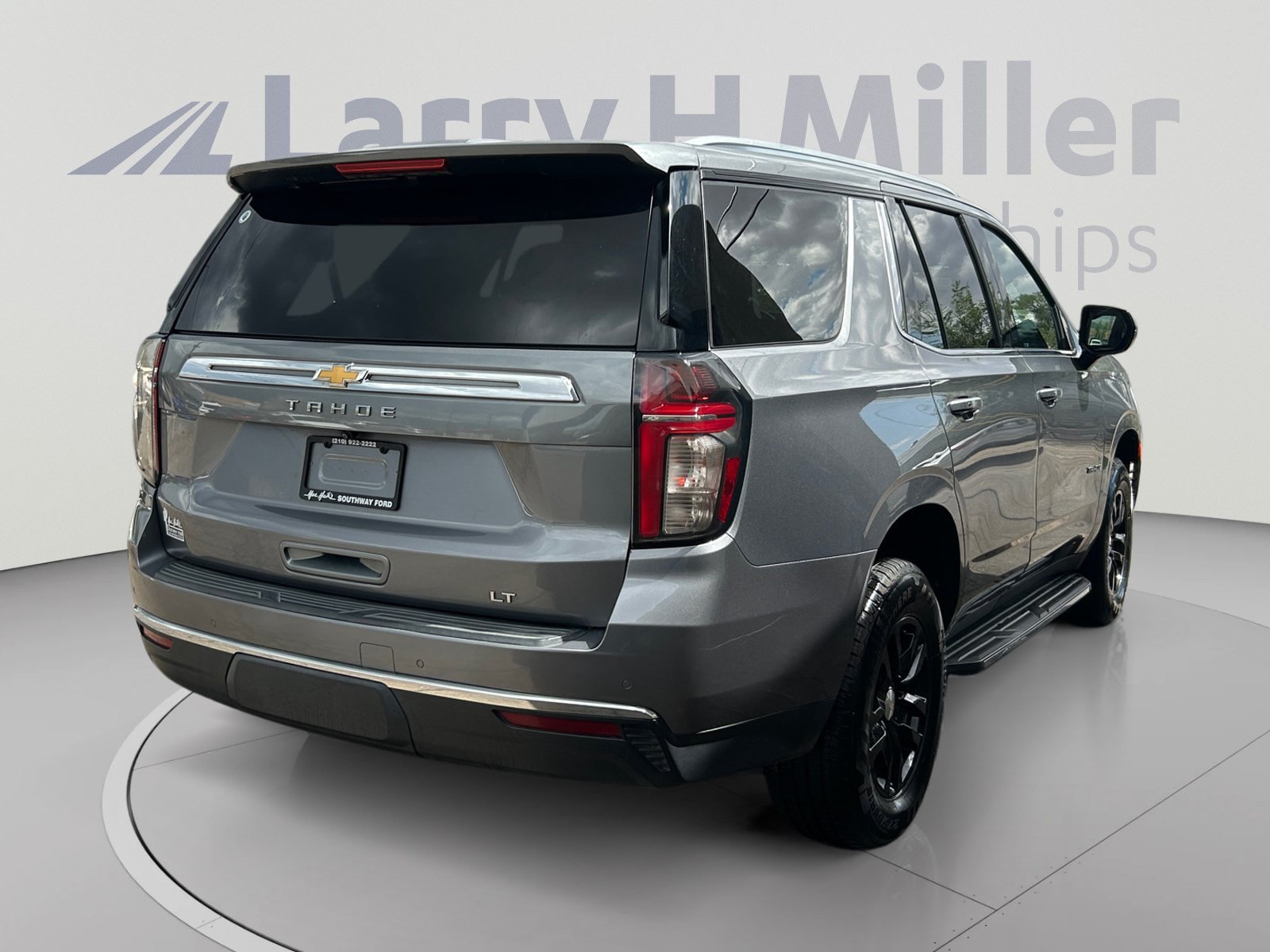Used 2021 Chevrolet Tahoe LT AWD/4WD image 6