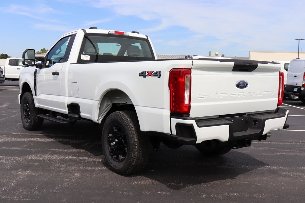 New 2026 Ford F350 4x4 Regular Cab Super Duty image 12