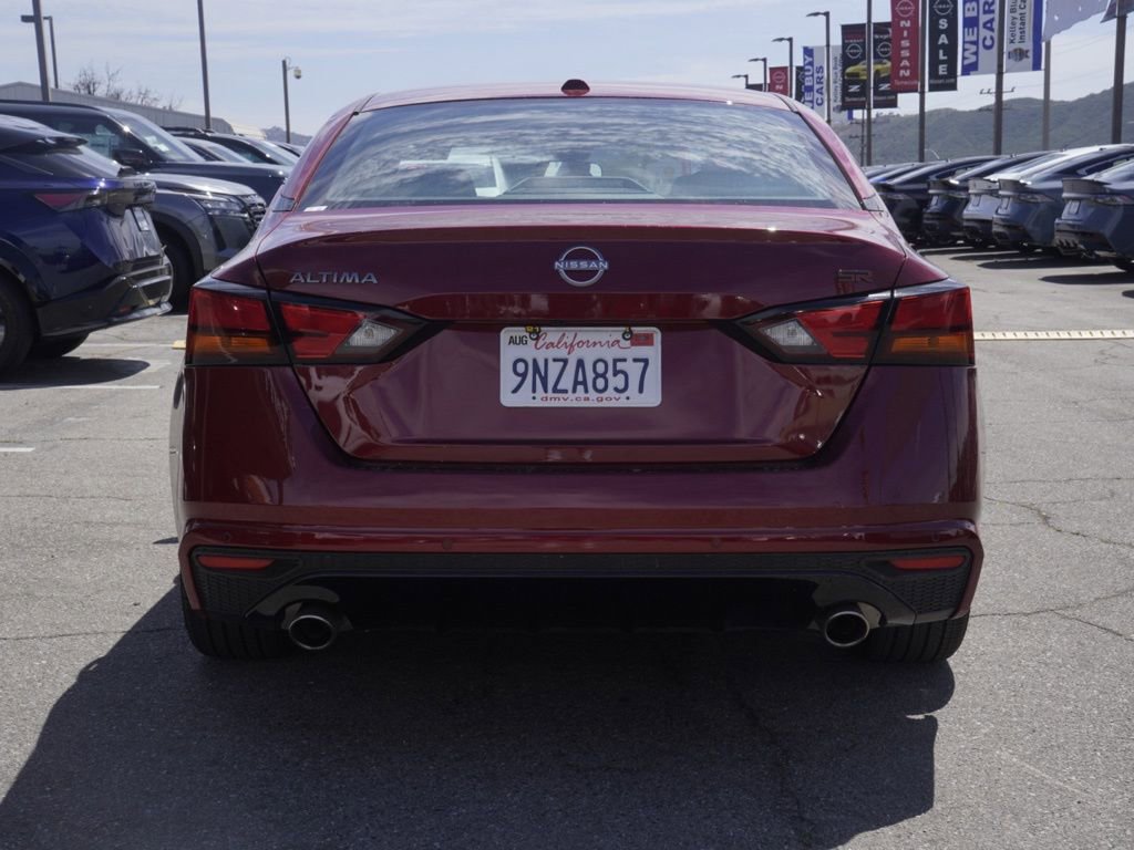 Certified 2024 Nissan Altima 2.5 SR image 5