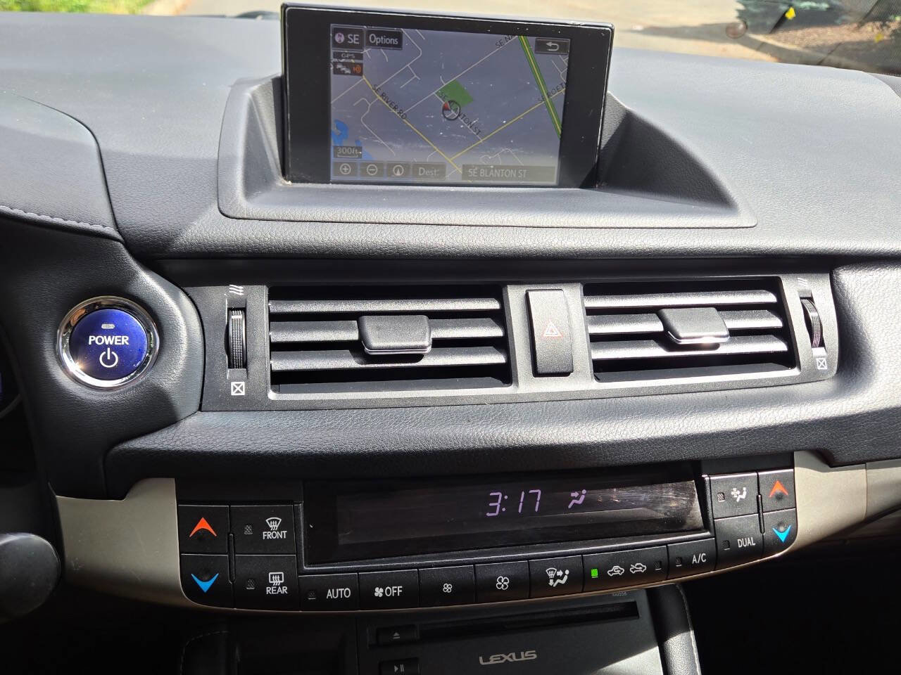Used 2015 Lexus CT 200h w/ Navigation Package FWD image 21