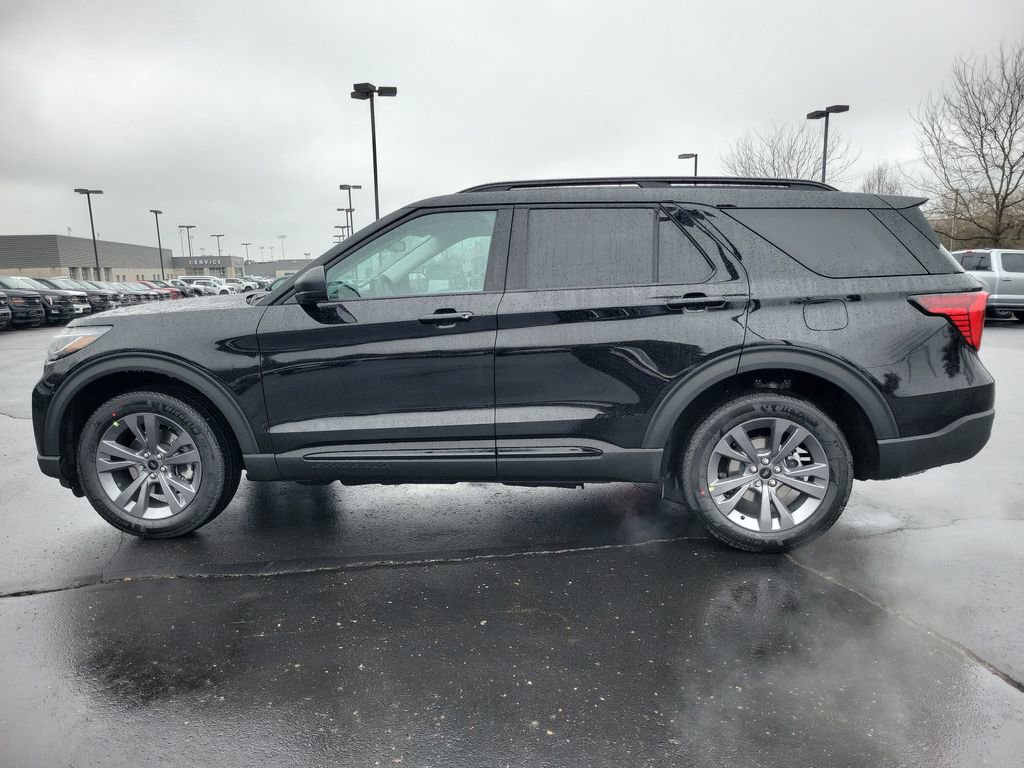 New 2026 Ford Explorer Active image 38