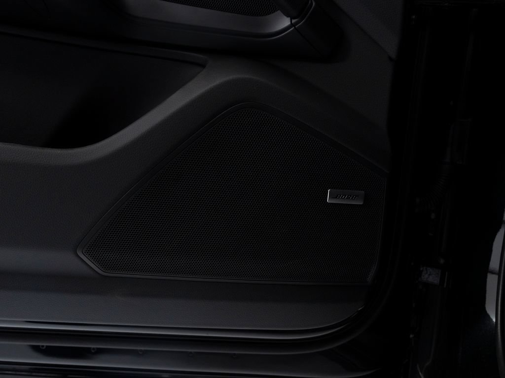 New 2026 Porsche Cayenne Coupe AWD/4WD image 21