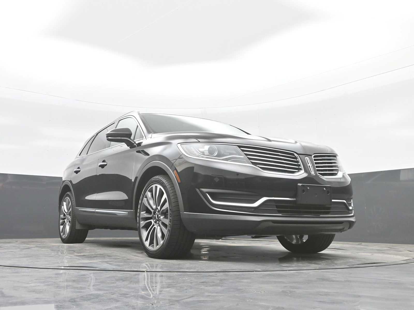 Used 2016 Lincoln MKX Reserve w/ Driver Assistance Package AWD/4WD image 29