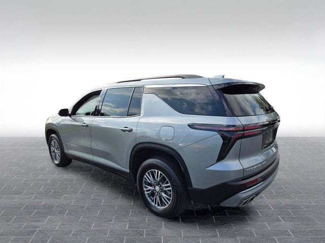 Used 2026 Chevrolet Traverse LT AWD/4WD image 5