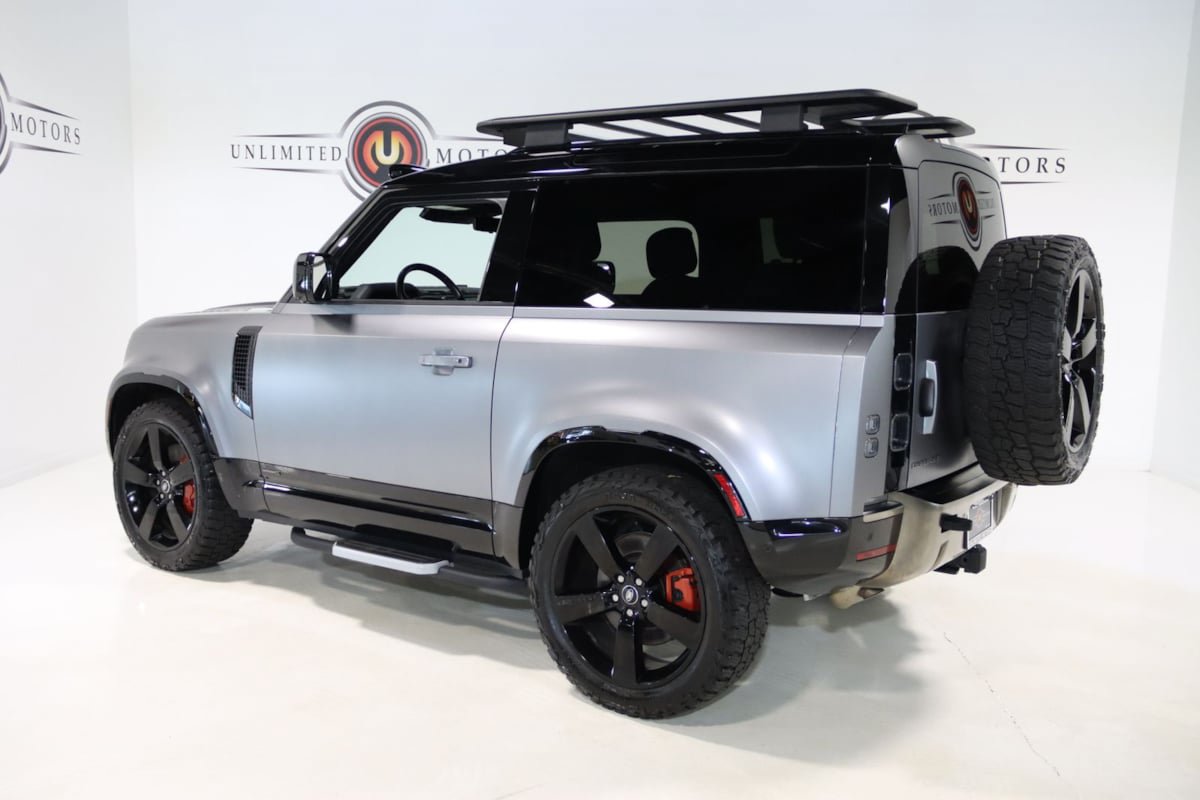 Used 2023 Land Rover Defender 90 X AWD/4WD image 3