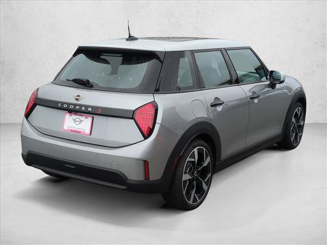 New 2026 MINI Cooper S image 2