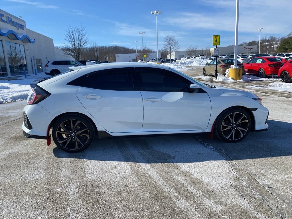 Used 2017 Honda Civic Sport image 2