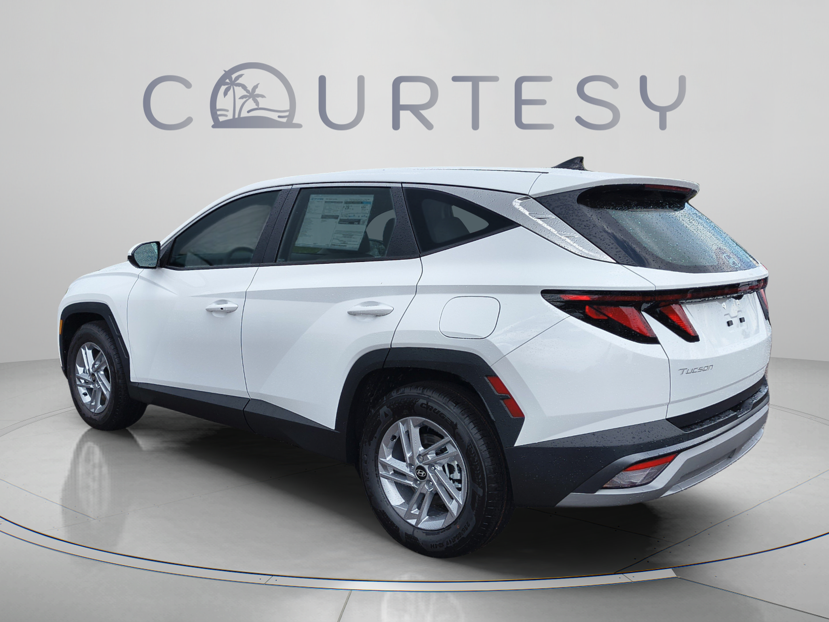New 2026 Hyundai Tucson SE FWD image 3