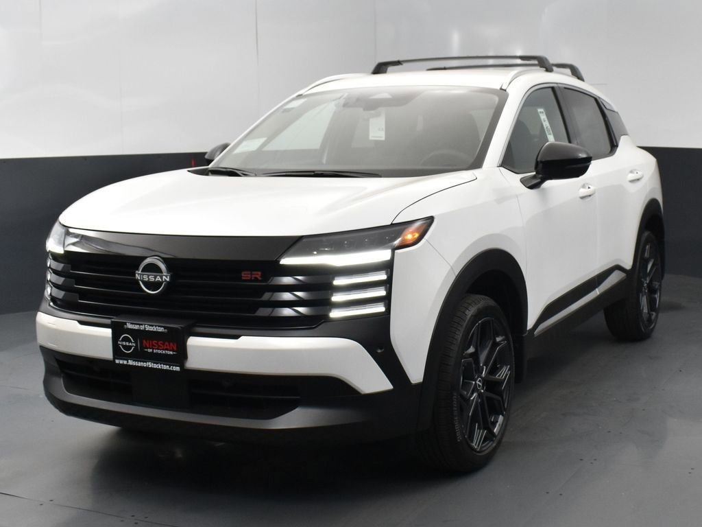 New 2026 Nissan Kicks SR w/ Illumination Package FWD image 3